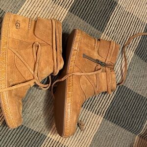 UGG Chestnut Lace-Up Boots